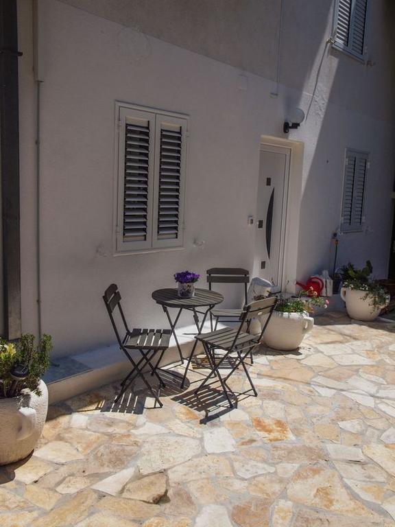 Apartments Karlo Makarska Quarto foto